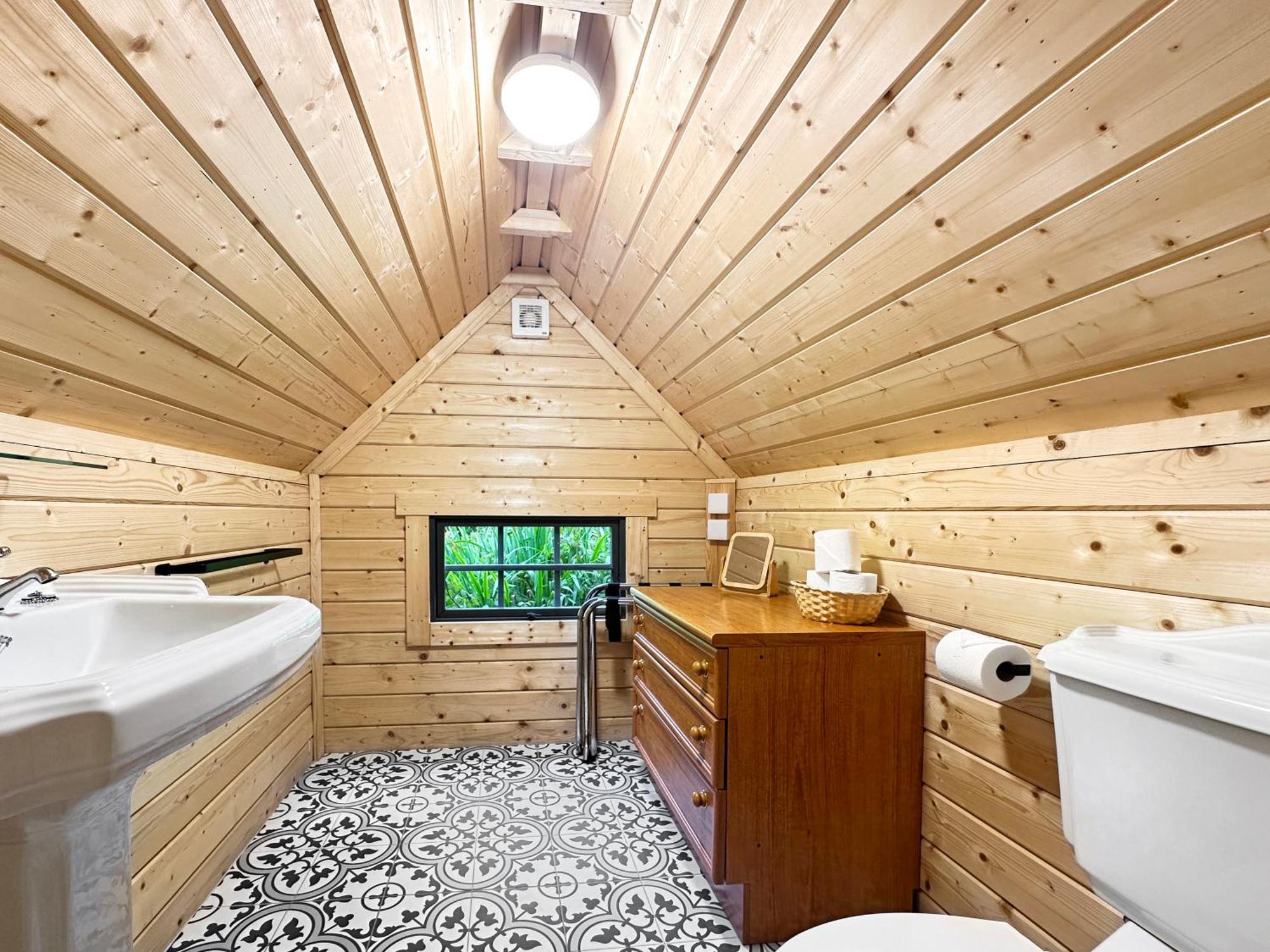 Aos Si Lodges Ballachulish Ngoại thất bức ảnh
