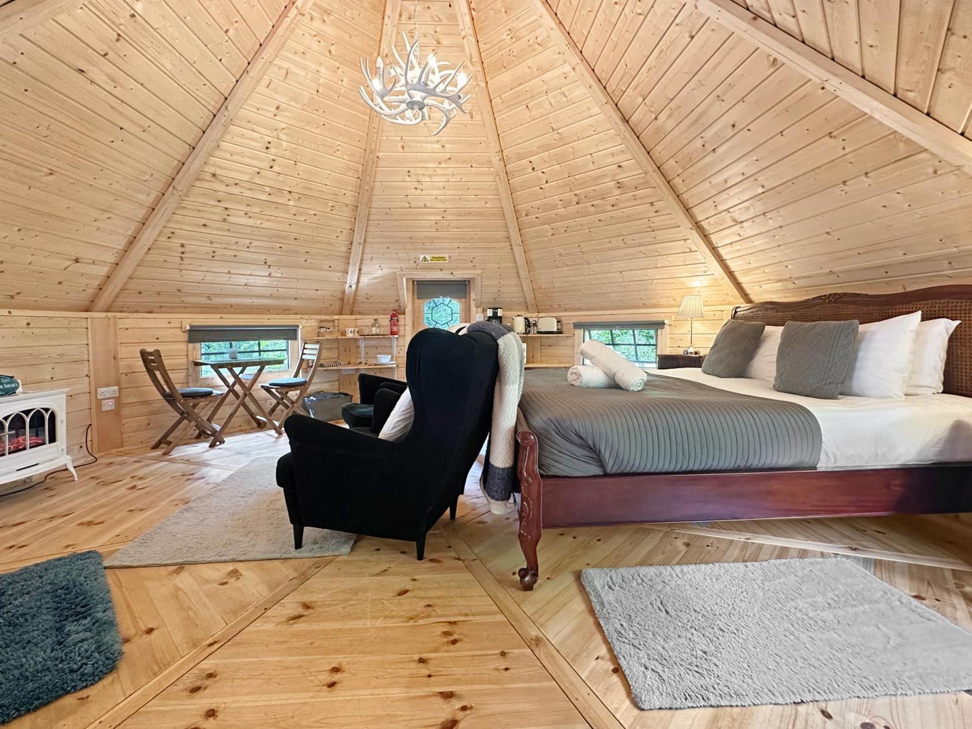 Aos Si Lodges Ballachulish Ngoại thất bức ảnh
