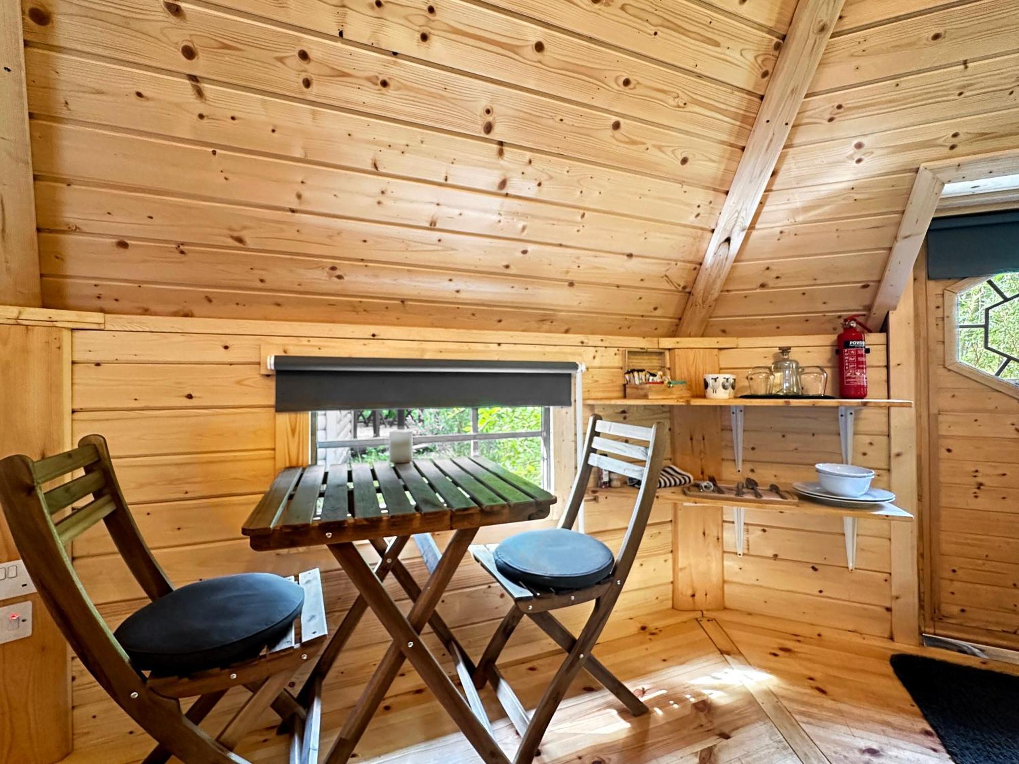 Aos Si Lodges Ballachulish Ngoại thất bức ảnh