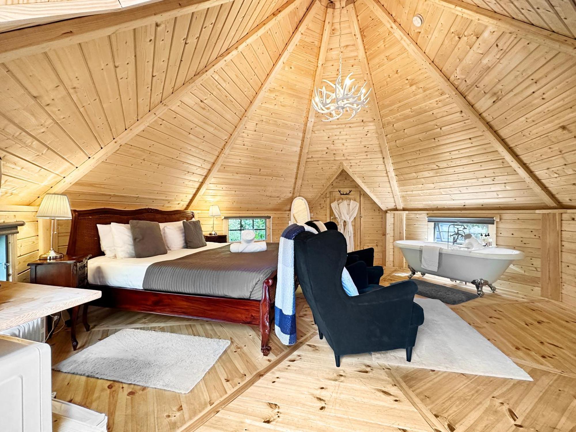 Aos Si Lodges Ballachulish Ngoại thất bức ảnh